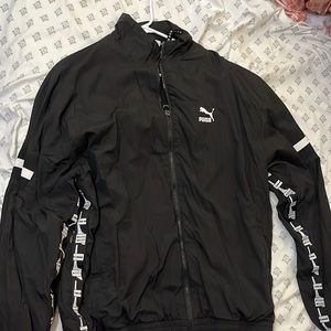 Black puma wind broker sL